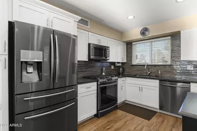 10046 W Lakeview Circle N, Sun City, AZ 85351 - Photo 20