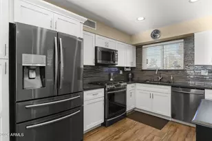 10046 W Lakeview Cir N, Sun City, AZ 85351 - Photo 20