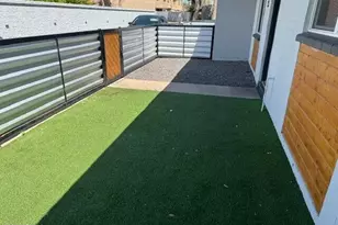 3038 N 38th St, Phoenix, AZ 85018 - Photo 1