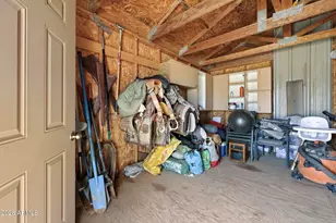 40424 N 251st Ave, Morristown, AZ 85342 - Photo 32