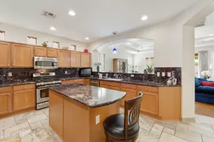 10061 E Coopers Hawk Dr, Sun Lakes, AZ 85248 - Photo 2