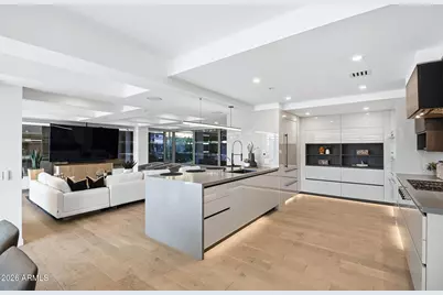7157 E Rancho Vista Drive #4001, Scottsdale, AZ 85251 - Photo 2