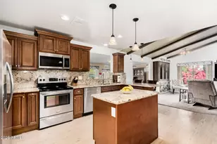 25640 S Idaho Ct, Sun Lakes, AZ 85248 - Photo 8