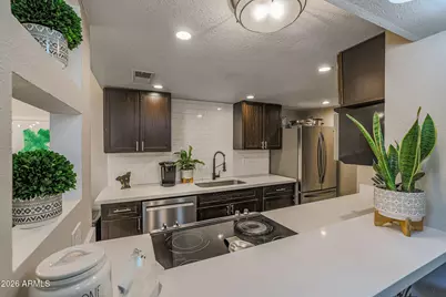 4240 N 81st Street, Scottsdale, AZ 85251 - Photo 8