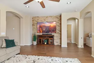 35421 N 31st Dr, Phoenix, AZ 85086 - Photo 10