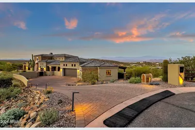 14232 E Lone Wolf Trail, Fountain Hills, AZ 85268 - Photo 2