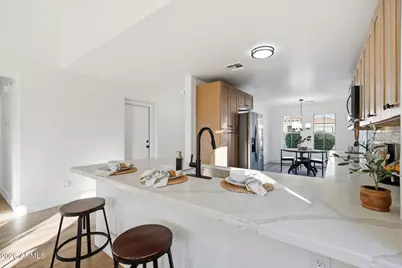 8070 N 110th Avenue, Peoria, AZ 85345 - Photo 12