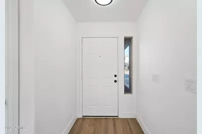 8070 N 110th Avenue, Peoria, AZ 85345 - Photo 4