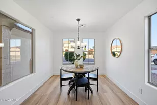 8070 N 110th Ave, Peoria, AZ 85345 - Photo 16