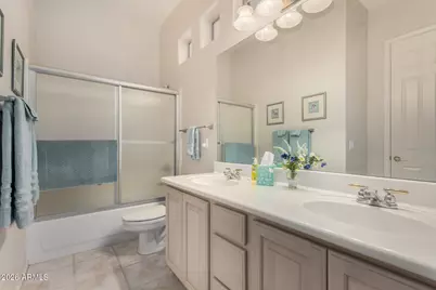 4419 E Robin Lane, Phoenix, AZ 85050 - Photo 18