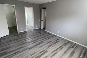 6527 N 67th Ave, Glendale, AZ 85301 - Photo 6