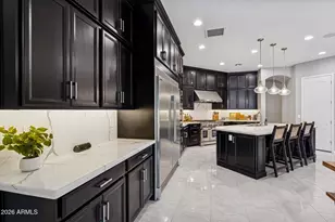 2909 E Harwell Rd, Phoenix, AZ 85042 - Photo 10