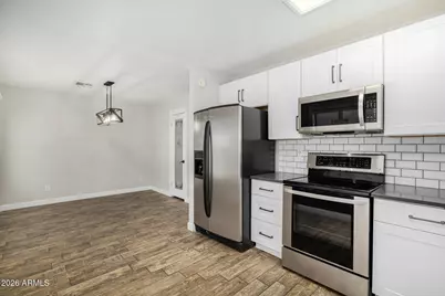 10206 W Pasadena Avenue, Glendale, AZ 85307 - Photo 8