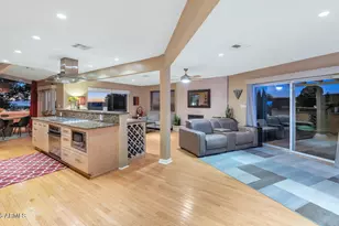 2260 E Palmaire Ave, Phoenix, AZ 85020 - Photo 8