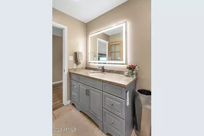 2260 E Palmaire Avenue, Phoenix, AZ 85020 - Photo 32