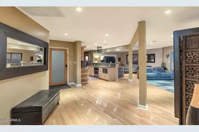 2260 E Palmaire Avenue, Phoenix, AZ 85020 - Photo 6