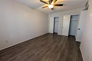 10413 W Butler Dr, Peoria, AZ 85345 - Photo 12