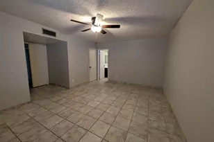 10413 W Butler Dr, Peoria, AZ 85345 - Photo 16