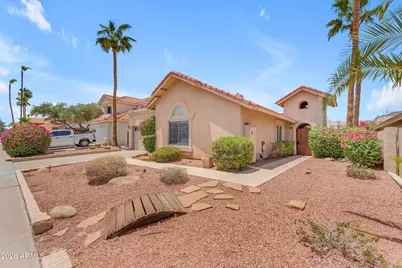 5822 W Abraham Lane, Glendale, AZ 85308 - Photo 4