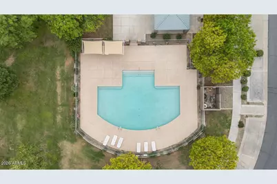 332 N 168th Drive, Goodyear, AZ 85338 - Photo 32