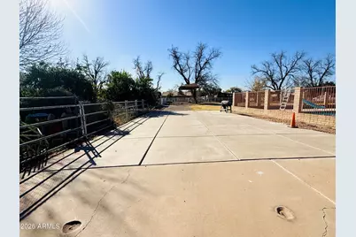 8705 W Lillian Lane S, Tolleson, AZ 85353 - Photo 48