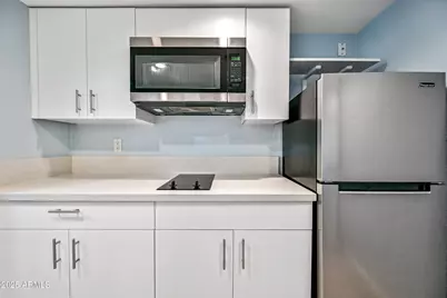 3025 N 32nd Street #45, Phoenix, AZ 85018 - Photo 8