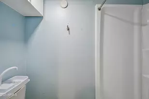 3025 N 32nd St, Phoenix, AZ 85018 - Photo 10