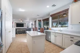 7609 S 18th Way, Phoenix, AZ 85042 - Photo 6