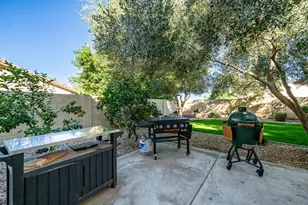 7609 S 18th Way, Phoenix, AZ 85042 - Photo 32