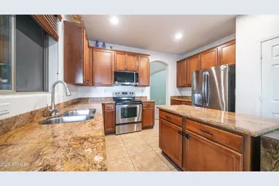 7609 S 18th Way, Phoenix, AZ 85042 - Photo 14