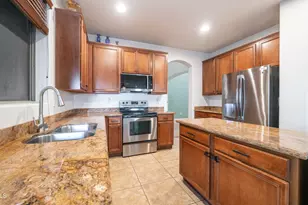 7609 S 18th Way, Phoenix, AZ 85042 - Photo 14