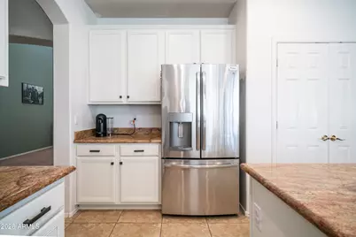 7609 S 18th Way, Phoenix, AZ 85042 - Photo 6