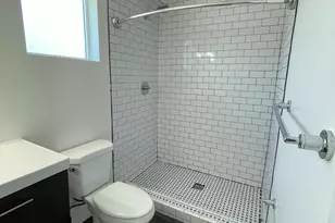 3416 N 37th St, Phoenix, AZ 85018 - Photo 10