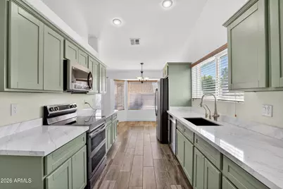 4439 E Thistle Landing Drive, Phoenix, AZ 85044 - Photo 10