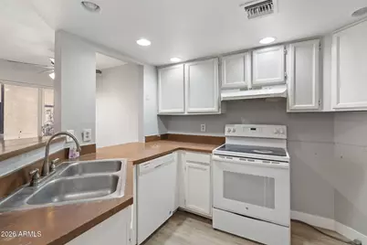 3228 W Glendale Avenue #125, Phoenix, AZ 85051 - Photo 8