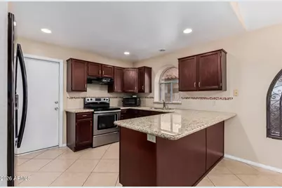 7568 W Kerry Lane, Glendale, AZ 85308 - Photo 14