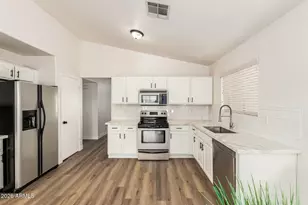 15707 W Elm St, Surprise, AZ 85374 - Photo 8