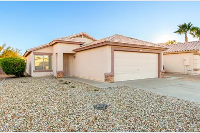 15707 W Elm Street, Surprise, AZ 85374 - Photo 1