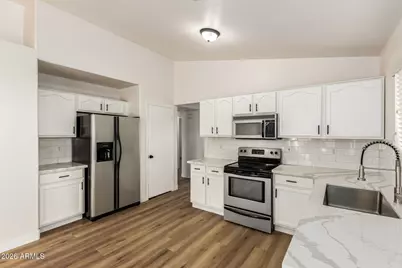 15707 W Elm Street, Surprise, AZ 85374 - Photo 4