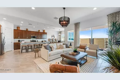 15000 W Desert Hollow Drive, Surprise, AZ 85387 - Photo 8