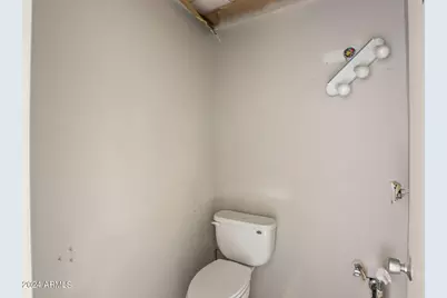 260 N Gilbert Road, Mesa, AZ 85203 - Photo 38