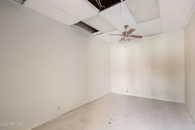 260 N Gilbert Road, Mesa, AZ 85203 - Photo 32