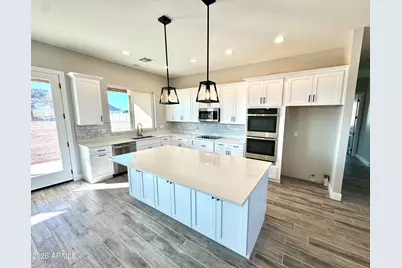 1579 W Lucky Lane, Queen Creek, AZ 85144 - Photo 6