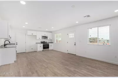 214 N 88th Place, Mesa, AZ 85207 - Photo 4