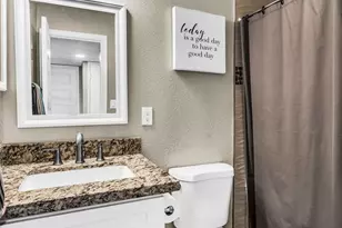 1036 E Butler Dr, Phoenix, AZ 85020 - Photo 18