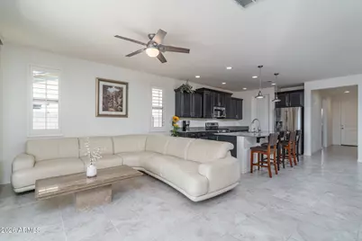 18127 W Fairview Street, Goodyear, AZ 85338 - Photo 8