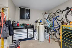 2045 E Ruby Ln, Phoenix, AZ 85024 - Photo 42