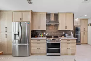 2045 E Ruby Ln, Phoenix, AZ 85024 - Photo 20