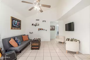 915 S Hacienda Dr, Tempe, AZ 85281 - Photo 6