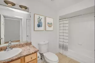 9990 N Scottsdale Rd, Paradise Valley, AZ 85253 - Photo 12